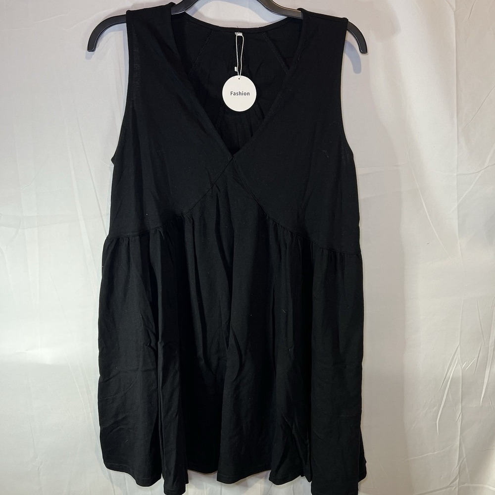 NWT Fashion Women's Large Black Sleeveless Top Flowy Layered‎ Basics
